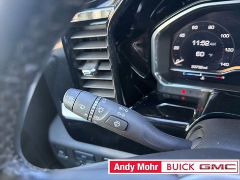 Used 2024 GMC Sierra 1500 SLE image 38