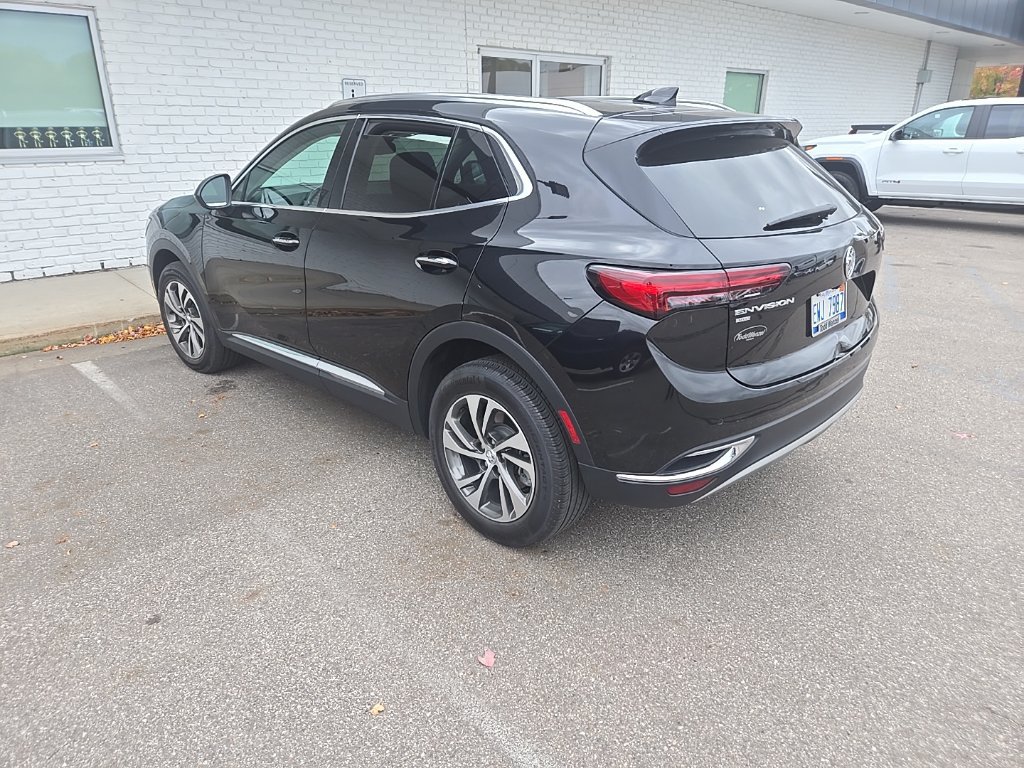 Used 2023 Buick Envision Essence AWD/4WD image 3