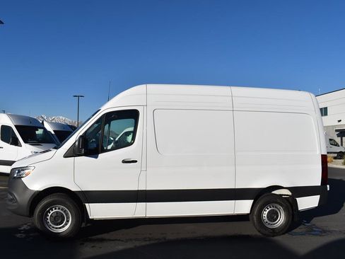 New 2025 Mercedes-Benz Sprinter 2500 image 4