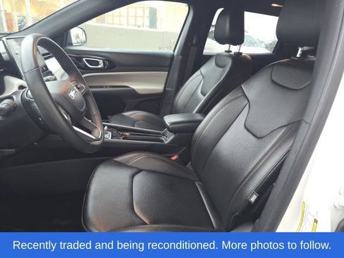 Used 2024 Jeep Compass Limited AWD/4WD image 7