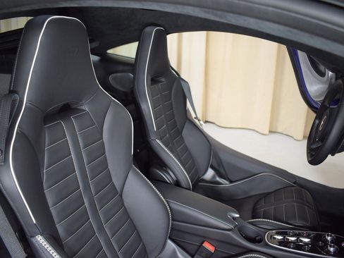 New 2025 McLaren GTS image 16