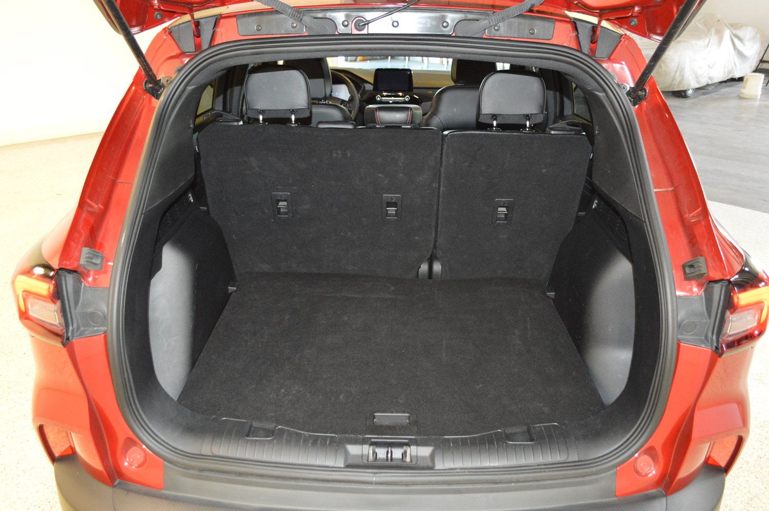 Used 2026 Ford Escape ST-Line FWD image 13