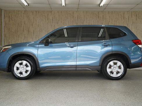 Used 2020 Subaru Forester AWD/4WD image 5