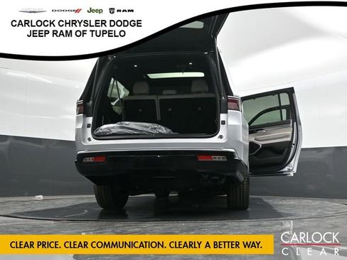 New 2025 Jeep Wagoneer L 2WD w/ Convenience Group I image 49