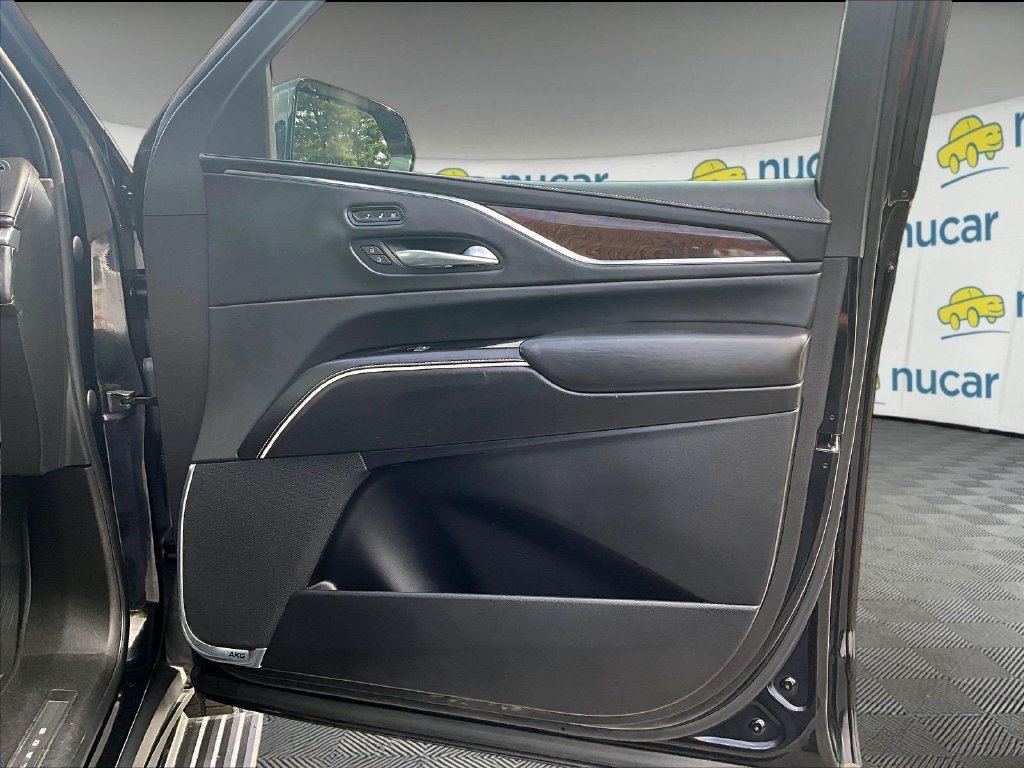 Used 2021 Cadillac Escalade Sport Platinum w/ LPO, Floor Liner Package AWD/4WD image 12