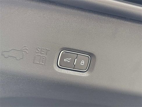 New 2025 Ford Expedition Max Active image 13