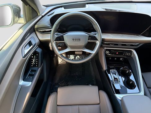 New 2025 Audi Q5 Premium Plus image 17