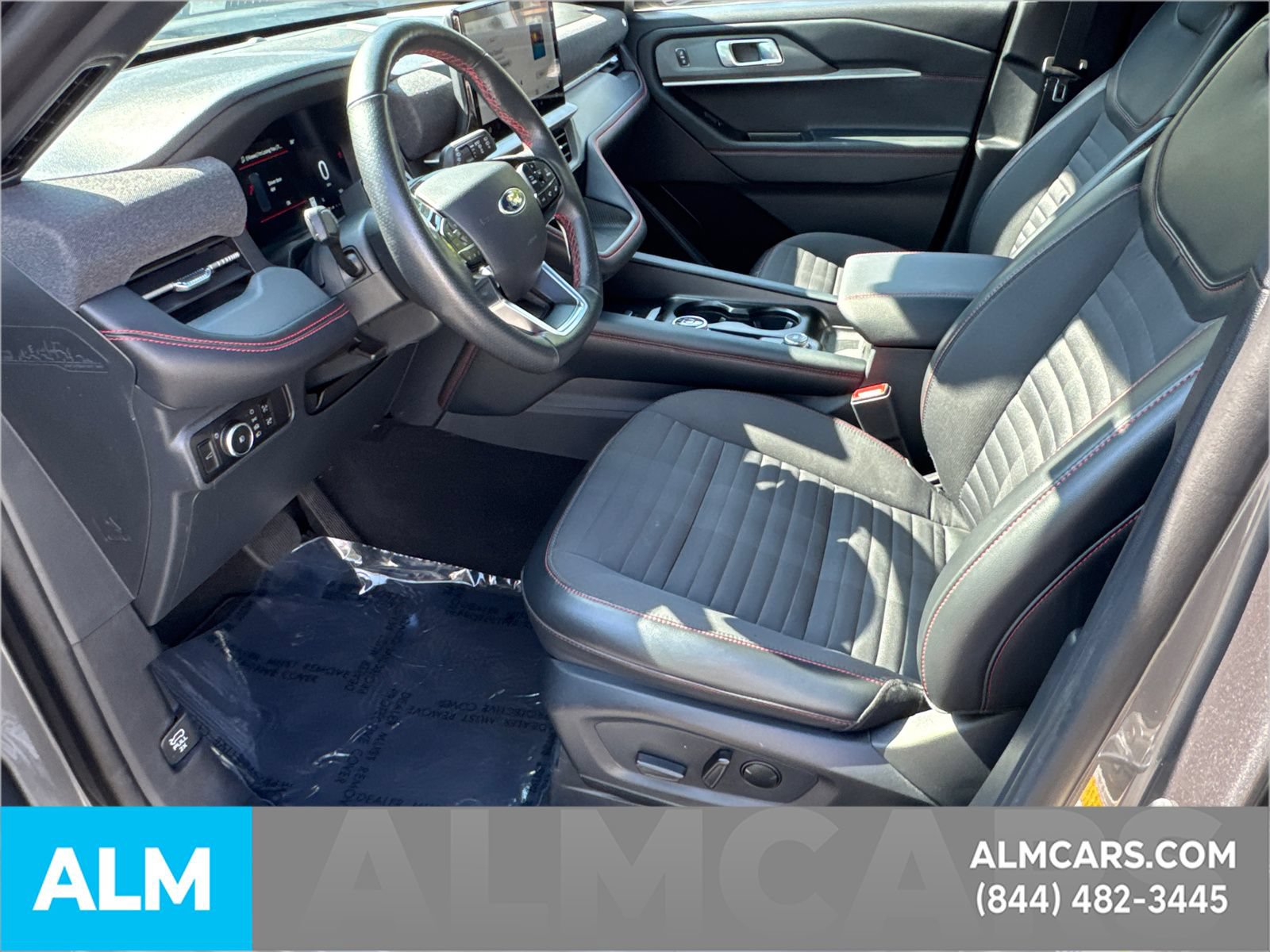 Used 2025 Ford Explorer ST-Line AWD/4WD image 10