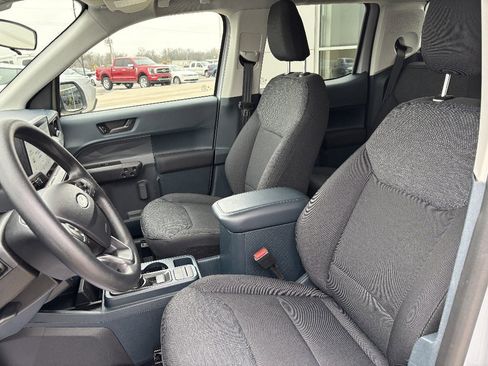 Used 2025 Ford Maverick XL image 11