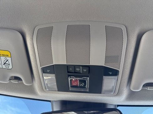 Used 2024 Mitsubishi Eclipse Cross SE image 25