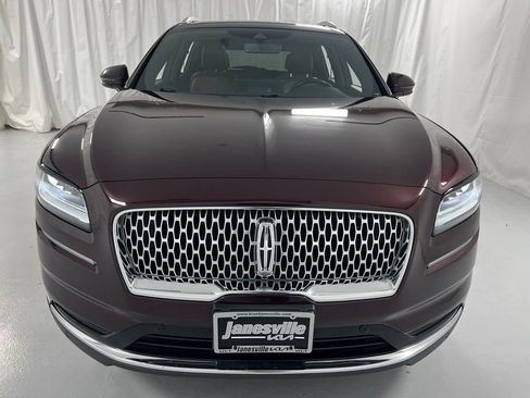 Used 2021 Lincoln Nautilus Reserve w/ Equipment Group 201A image 8