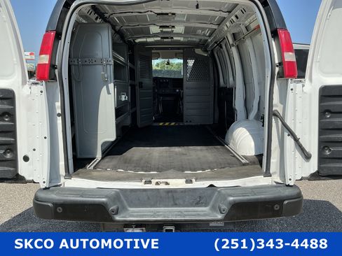 Used 2019 Chevrolet Express 2500 w/ Safety Package RWD image 17