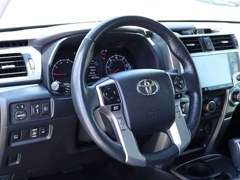Used 2023 Toyota 4Runner SR5 Premium w/ Moonroof Package RWD image 2