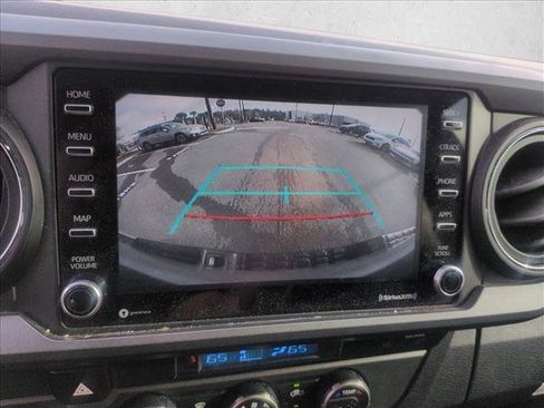 Used 2021 Toyota Tacoma TRD Sport w/ Technology Package image 13