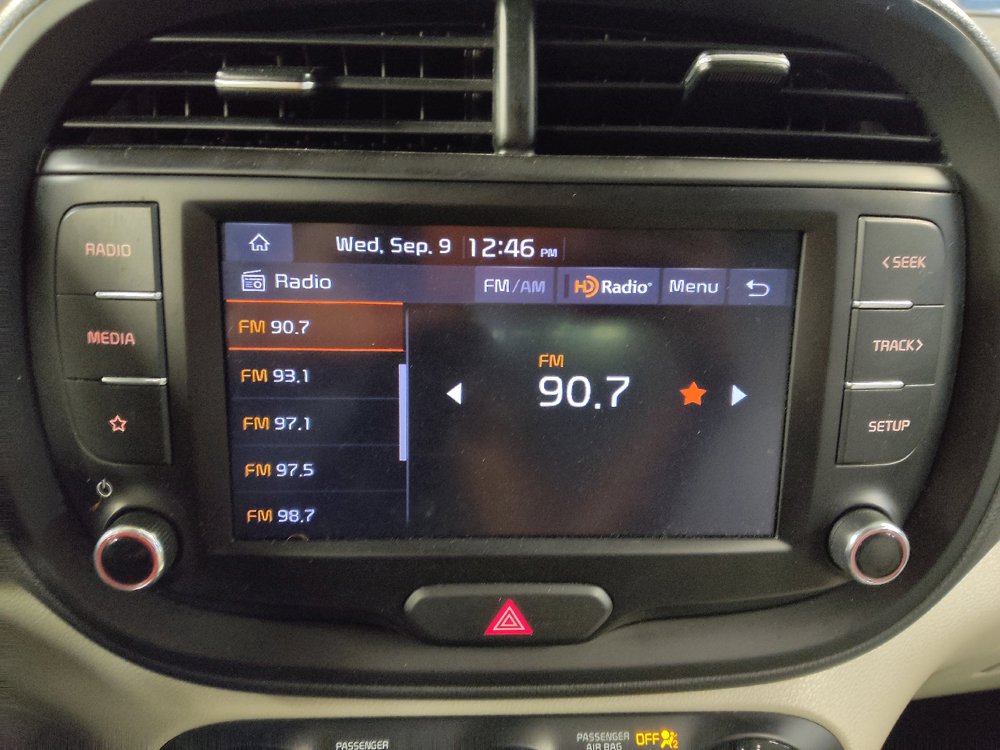 Used 2022 Kia Soul LX FWD image 25