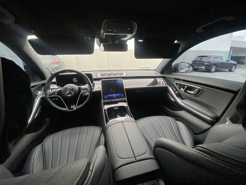 Used 2026 Mercedes-Benz S 500 4MATIC image 12
