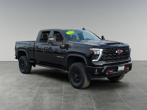 Used 2024 Chevrolet Silverado 2500 ZR2 image 7