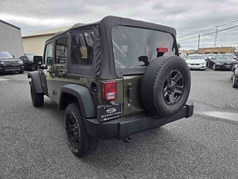 Used 2016 Jeep Wrangler Unlimited Sport w/ Connectivity Group image 5