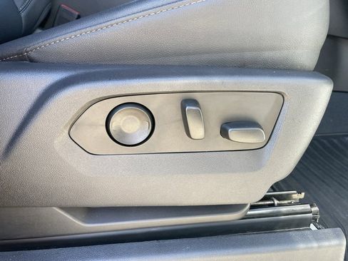 Used 2024 Chevrolet Silverado 3500 LTZ w/ LTZ Plus Package image 62