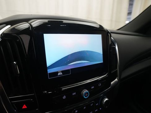 Used 2022 Chevrolet Traverse LT image 20