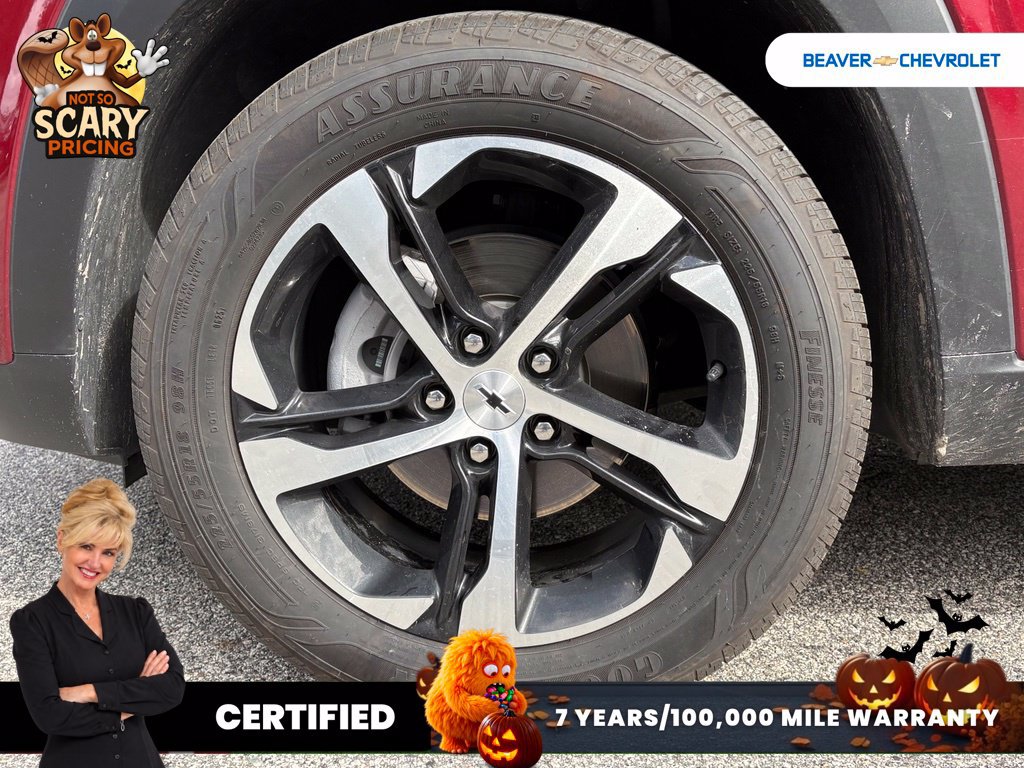 Used 2025 Chevrolet Trax RS w/ Sunroof Package FWD image 10