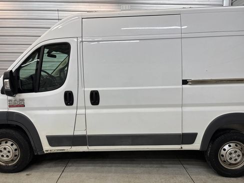 Used 2018 RAM ProMaster 2500 FWD image 7