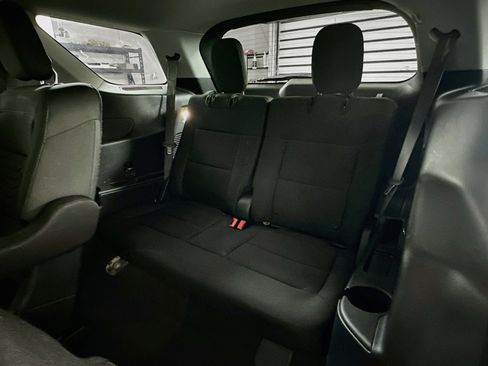 Used 2020 Ford Explorer XLT RWD image 29