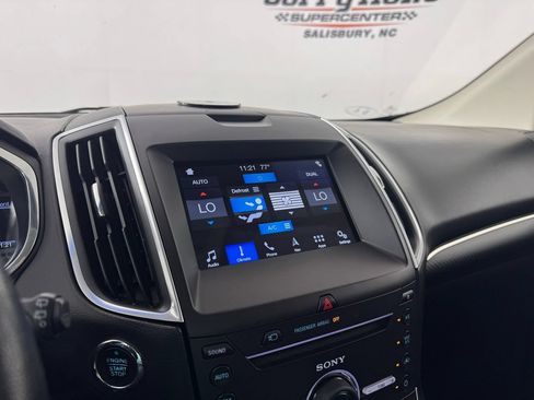 Used 2016 Ford Edge Sport w/ Equipment Group 401A AWD/4WD image 16
