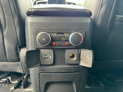 Used 2022 Ford Explorer Limited AWD/4WD image 57