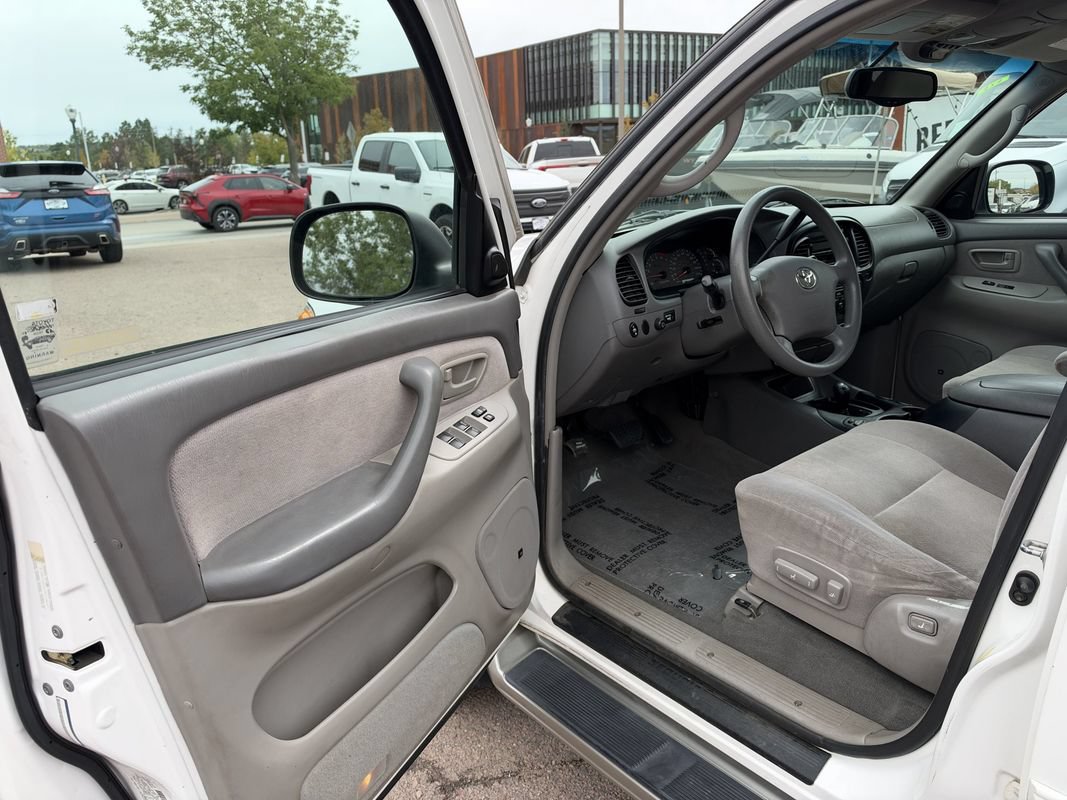 Used 2003 Toyota Sequoia SR5 AWD/4WD image 13