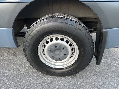 Used 2019 Mercedes-Benz Sprinter 144 image 23