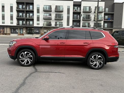 Used 2021 Volkswagen Atlas SEL Premium AWD/4WD image 4