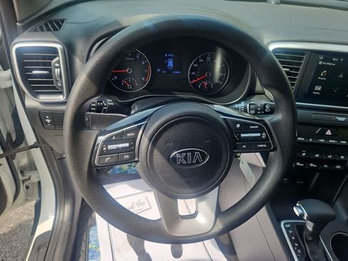 Used 2020 Kia Sportage LX AWD/4WD image 13