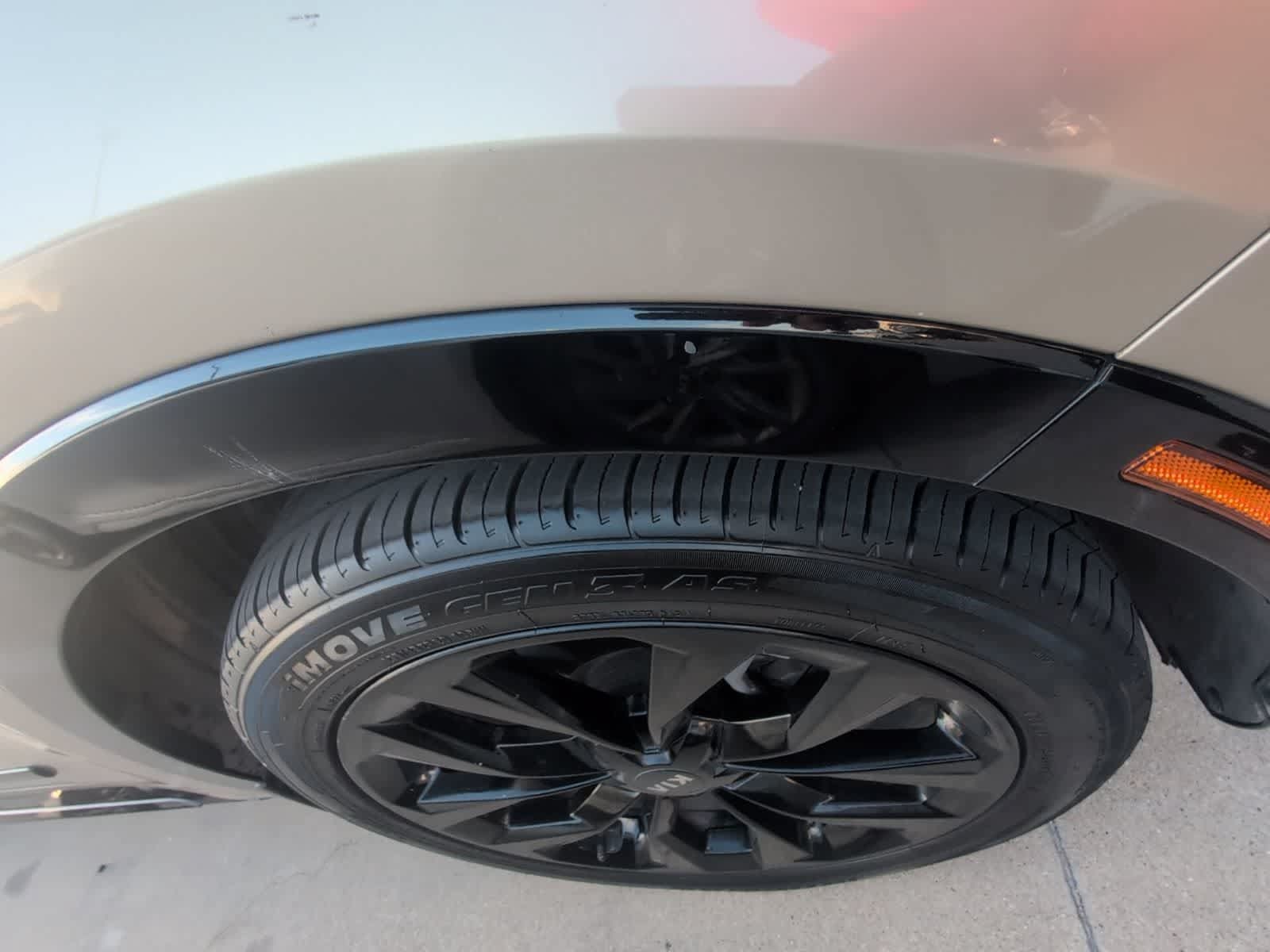 Used 2021 Kia Sorento SX FWD image 5