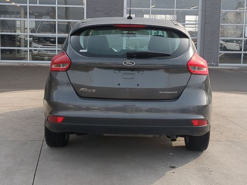 Used 2017 Ford Focus Titanium image 7