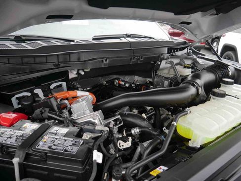 Used 2025 Ford F150 Platinum w/ Equipment Group 702A High image 22