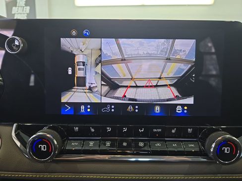 Used 2024 Chevrolet Colorado ZR2 w/ ZR2 Bison Edition image 26