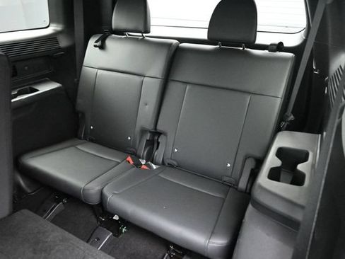 Used 2026 Hyundai Santa Fe SEL AWD/4WD image 13