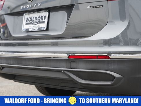 Used 2022 Volkswagen Tiguan SE image 10