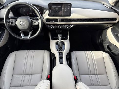 Used 2026 Honda HR-V EX-L image 11