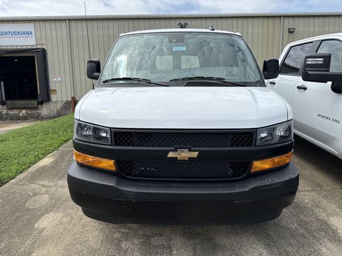 New 2025 Chevrolet Express 3500 w/ Driver Convenience Package RWD image 3
