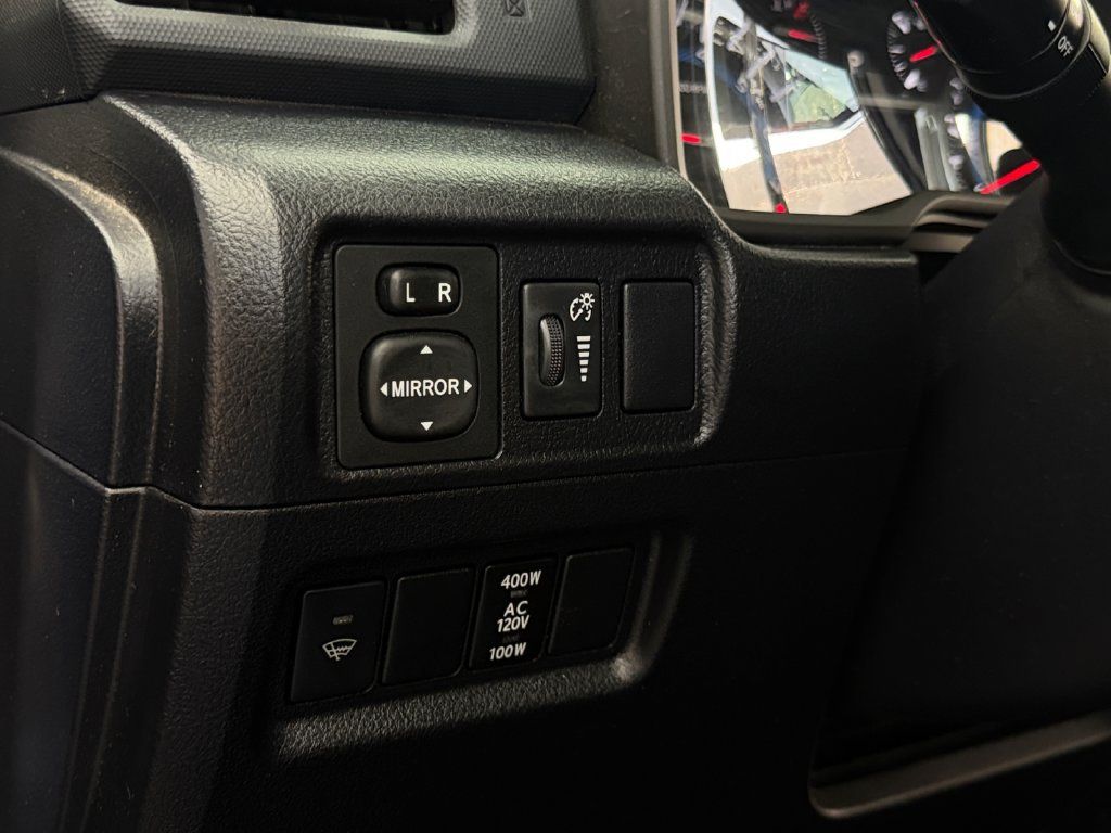 Used 2019 Toyota 4Runner TRD Off-Road AWD/4WD image 20