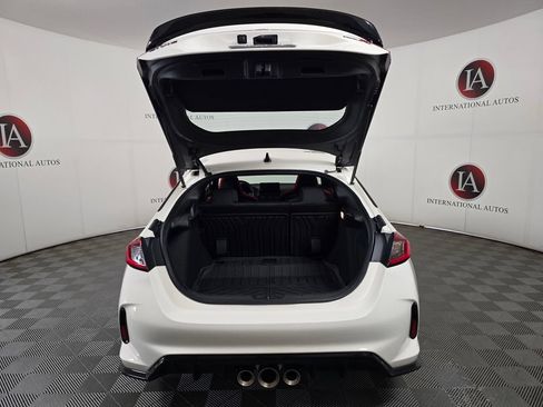 Used 2026 Honda Civic Type R image 13