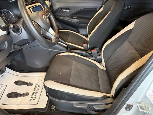 Used 2021 Nissan Versa SV image 19