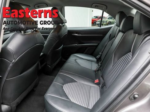 Used 2024 Toyota Camry SE image 20