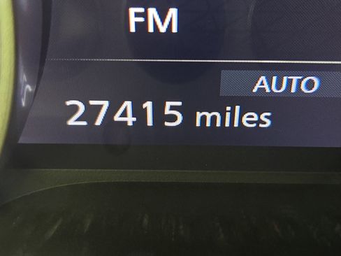 Used 2023 Nissan Rogue SL image 18