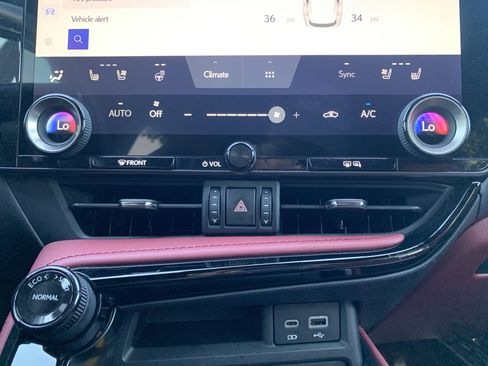 Used 2025 Lexus NX 350 AWD w/ Cold Area Package image 29