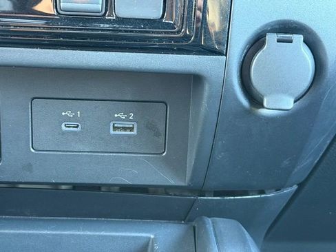 Used 2021 Nissan Titan PRO-4X w/ Off Road Protection Package image 45