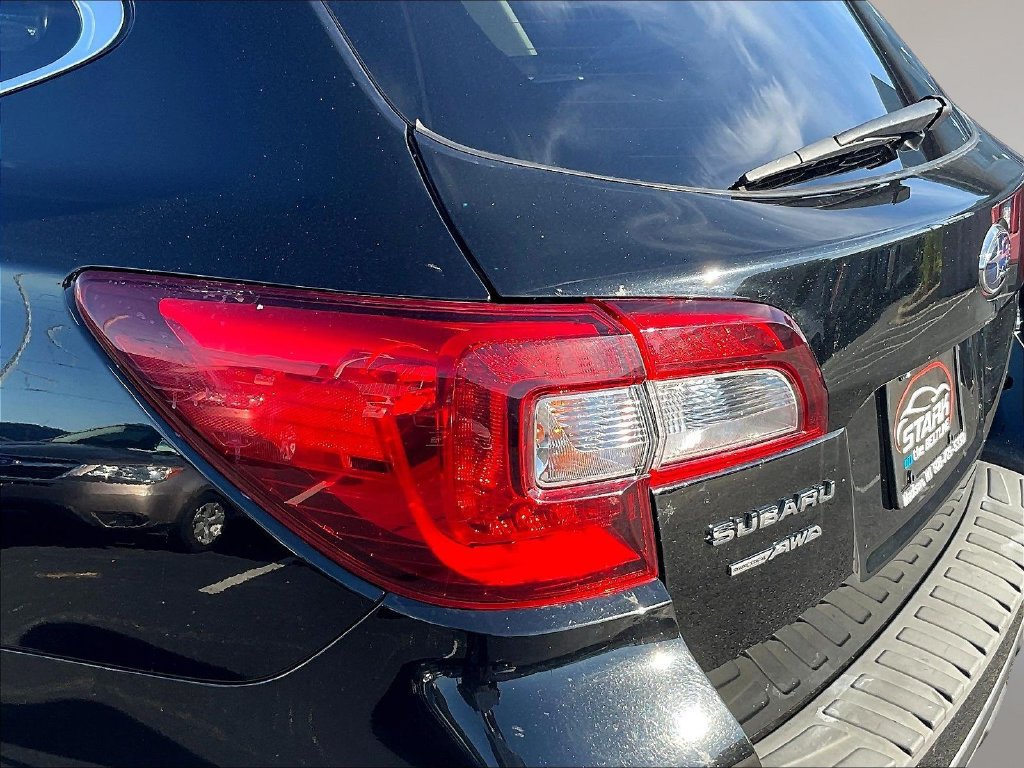 Used 2018 Subaru Outback 2.5i Limited AWD/4WD image 21