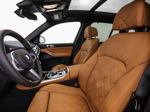 New 2026 BMW X5 xDrive40i w/ M Sport Package image 11